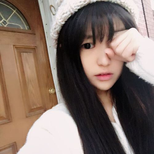 #花椒直播#Tinnna正在直播直播居然可以卖. 来