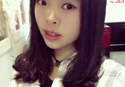 小小荣ovo正在直播《早安#唱歌跳舞# #新人求