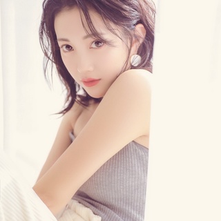 湿身美女