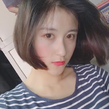 正在播放小狐狸璐宝的小视频《倒立一字马 感