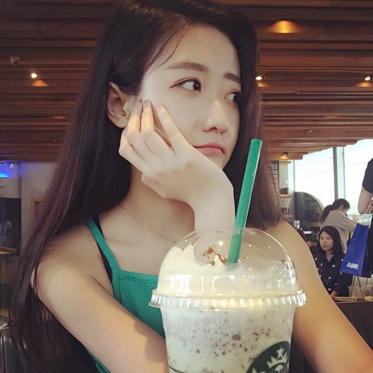 一字马小草莓的花椒正在直播