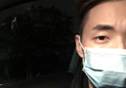 张三李四王五666正在直播《#新人交友#》,ta的