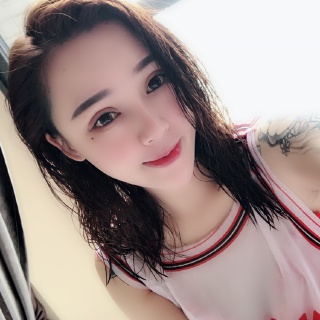 王小雨anne正在直播《新主播 多多指教》,ta的花椒id:142166289,快来