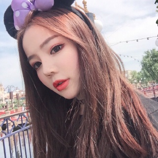 周辛敏娜正在直播《哈哈哈哈哈哈》,ta的花椒id:50026274,快来关注吧