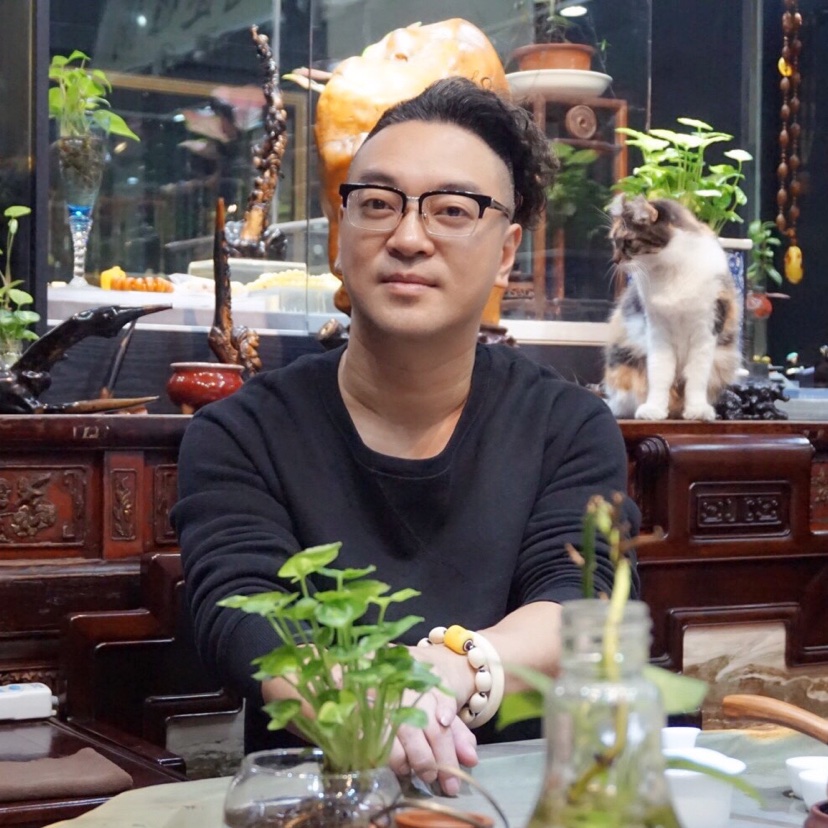 舞蹈主播第二二天 40269 人 遇见 7038 人 …… 715 人 谢顶 王龙小猫